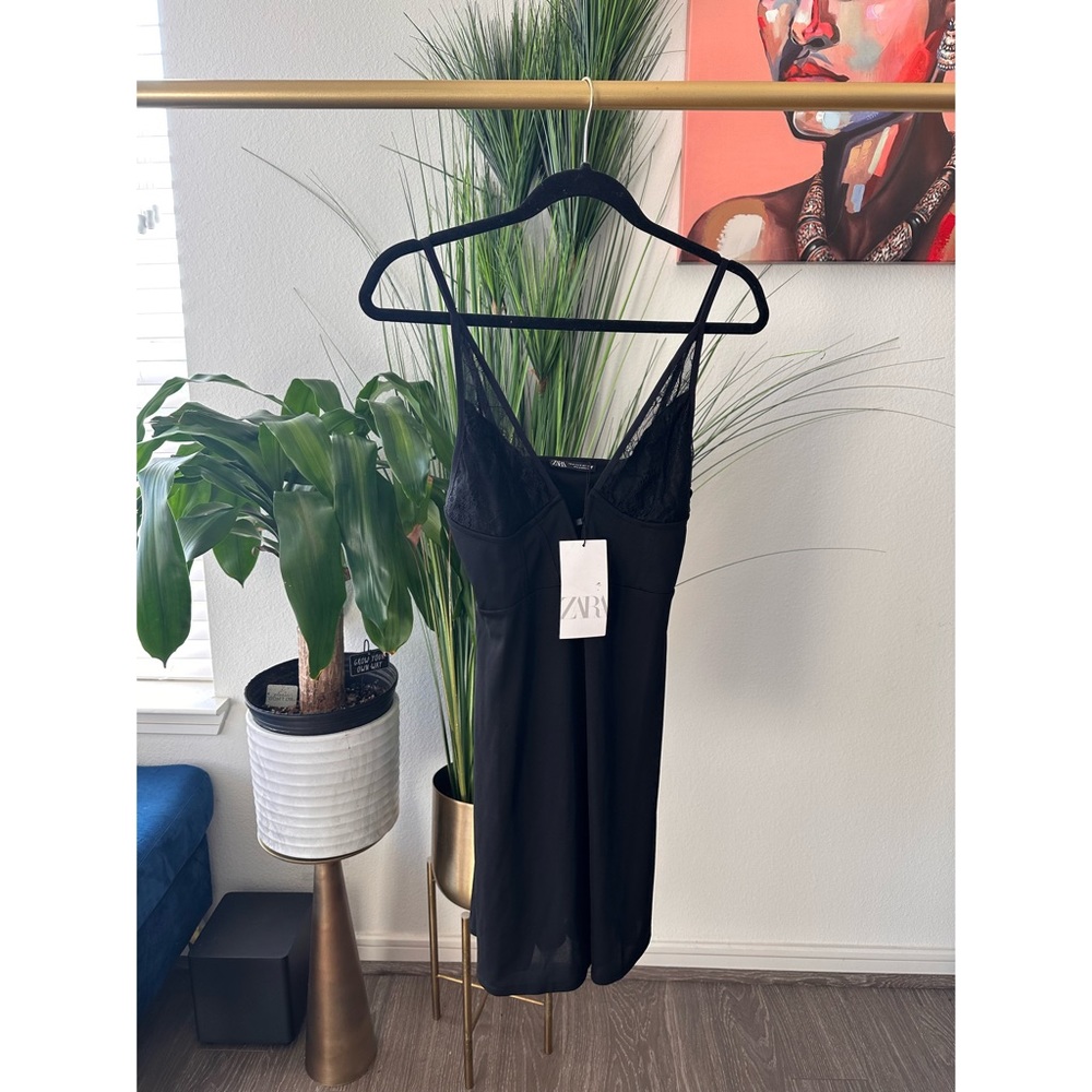 NWT Zara Mini Deep V Slip Dress - Size Medium - Picture 5 of 17